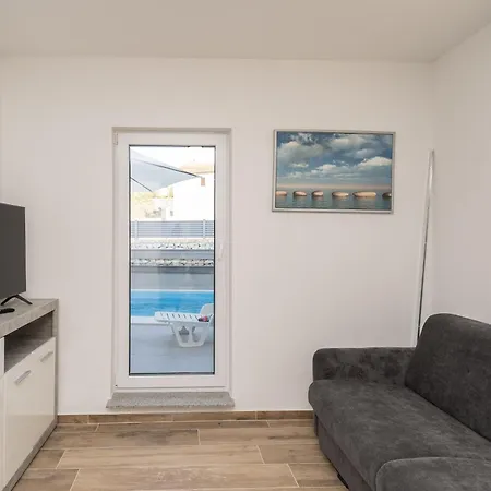 With A Swimming Pool Lukoran, Ugljan - 23933 Apartman Preko